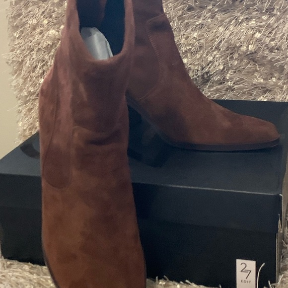 Meet your Posher, Ramona - Picture 4 of 15